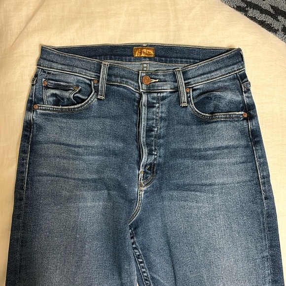 Mother Jeans “Tomcat Ankle Roughing It” - Picture 3 of 5
